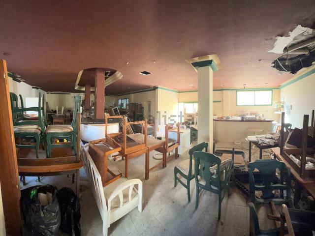 Local, Antigua