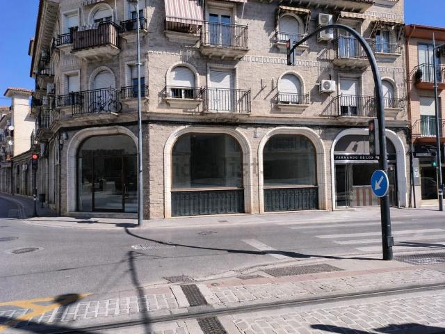 Local, Armilla