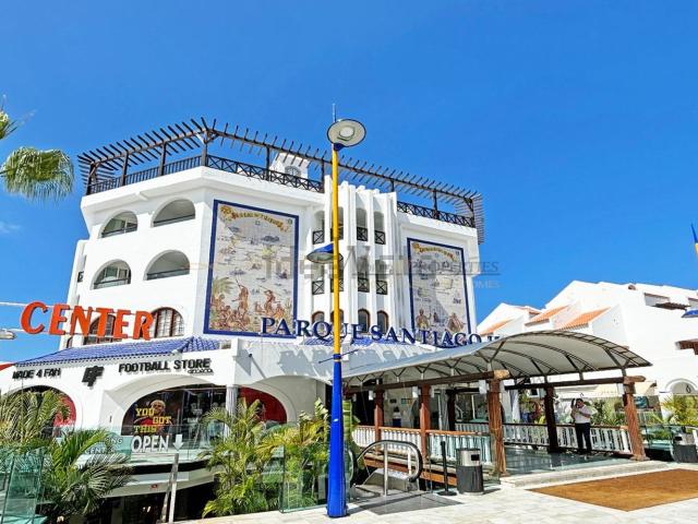 Local, Arona