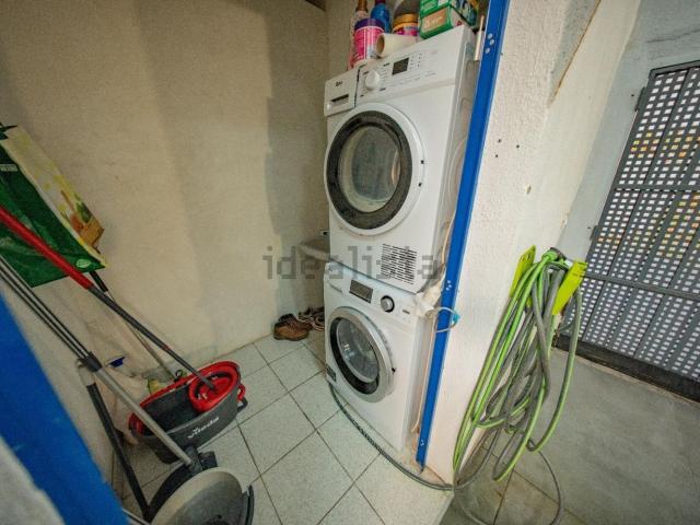 Local, Arona