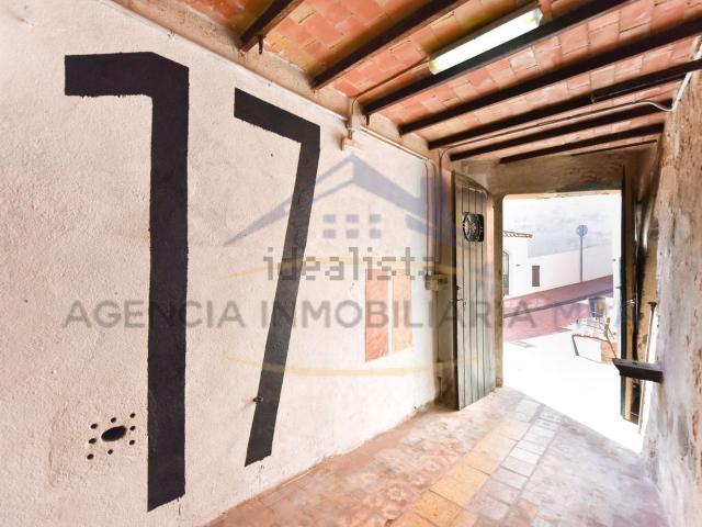 Local, Arenys de Mar