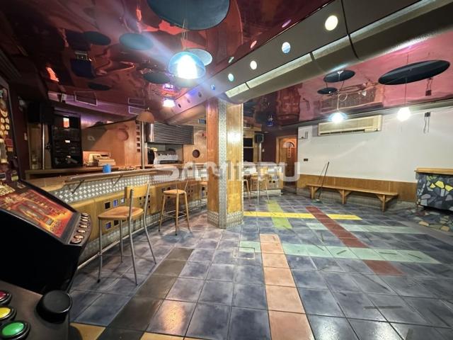 Local, Arrasate o Mondragon
