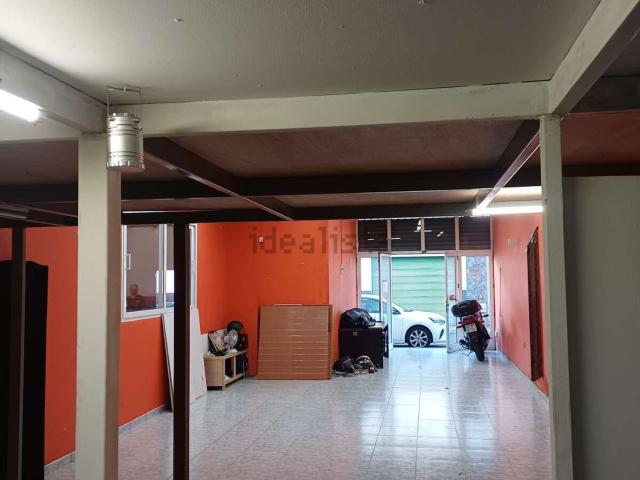 Local, Arrecife