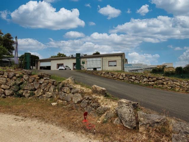 Local artisanal à vendre GREZILLAC 33