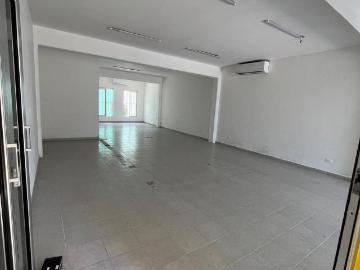 Local AV HUAYACAN