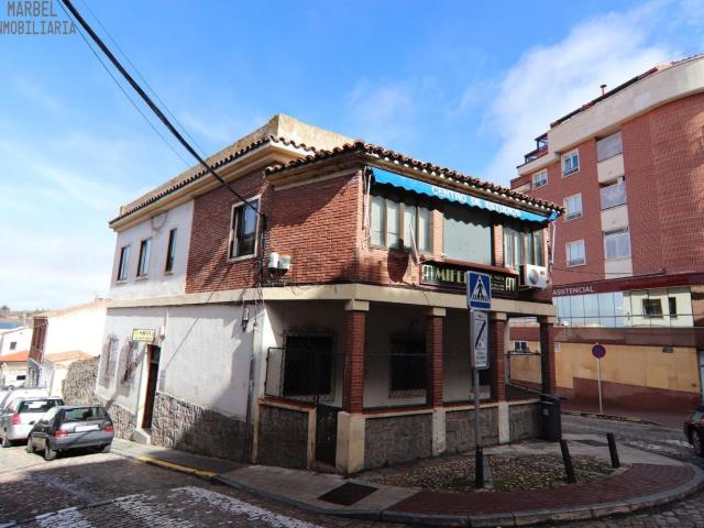 Local, Ávila