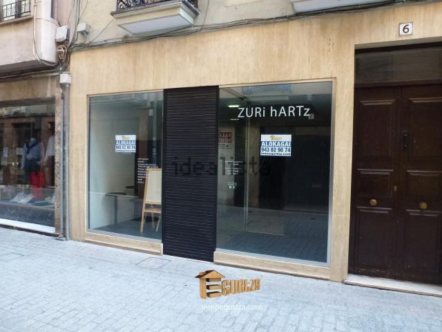 Local, Azpeitia