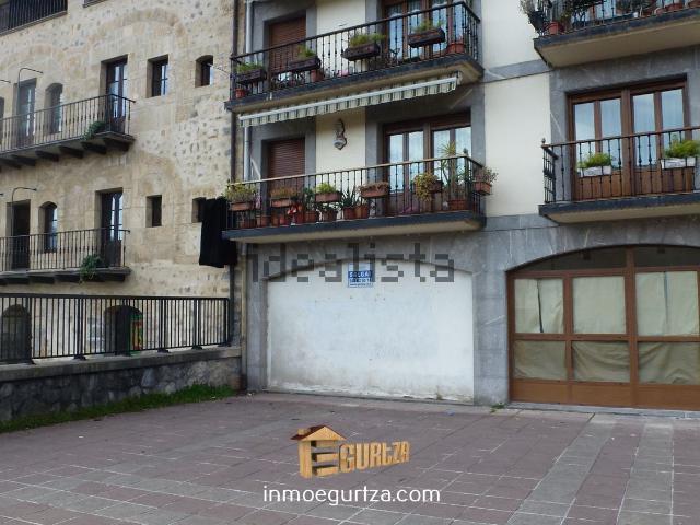 Local, Azpeitia