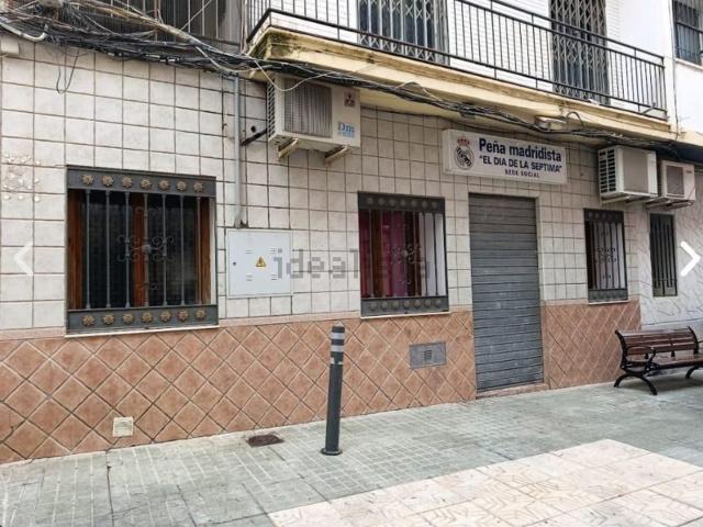 Local, Baza