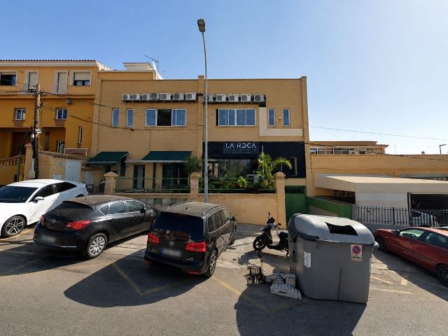 Local, Benalmádena