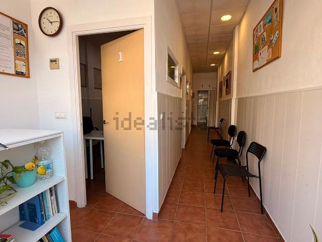 Local, Benalmádena