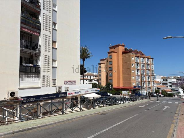 Local, Benalmádena