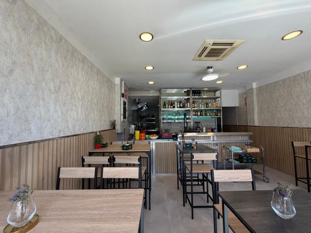 Local, Benalmádena