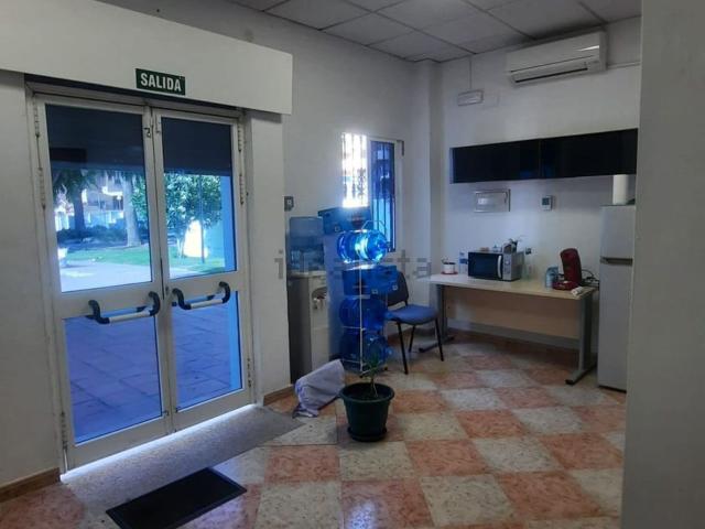 Local, Benalmádena