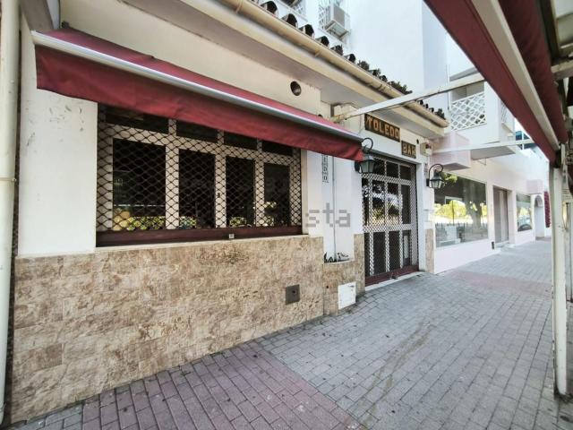 Local, Benalmádena