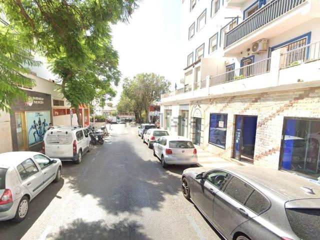 Local, Benalmádena