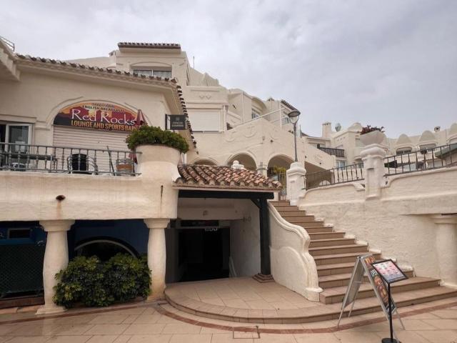 Local, Benalmádena