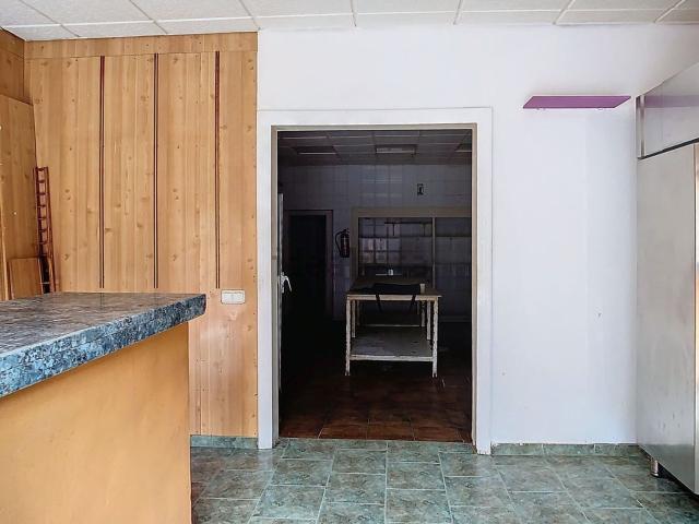 Local, Benalmádena