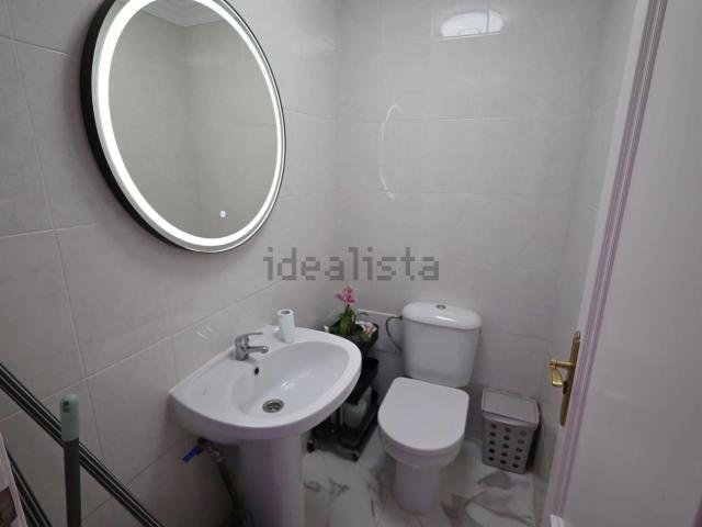 Local, Benalmádena