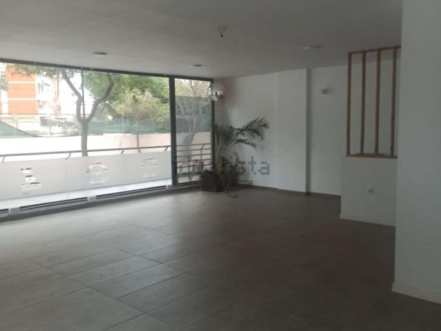 Local, Benalmádena