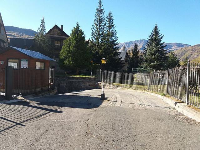 Local, Benasque