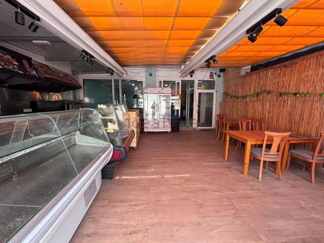 Local, Benidorm