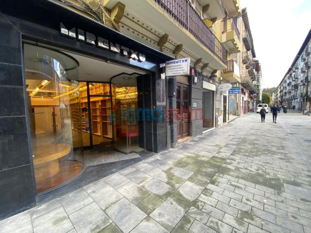 Local, Beasain