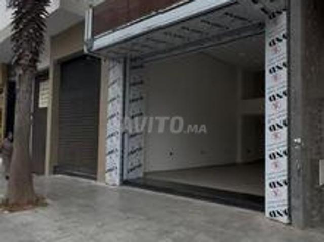 Local bien emplacé pour un restaurant ou café