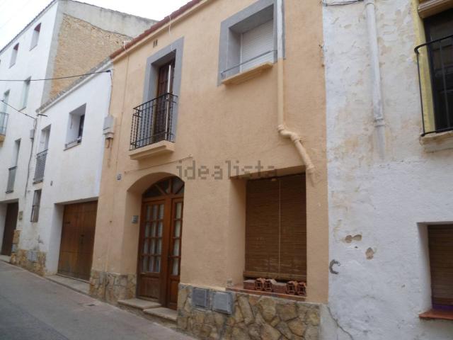 Local, Bonastre
