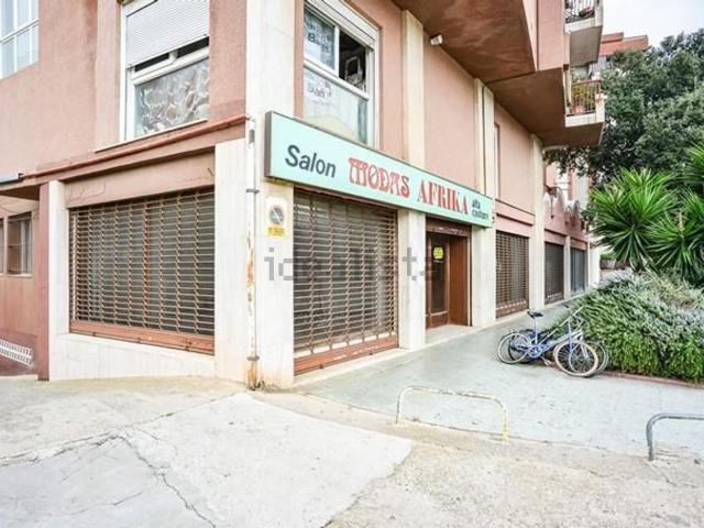 Local, Blanes