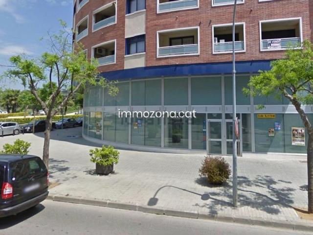 Local, Blanes