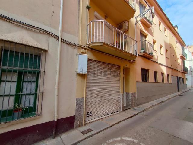 Local, Blanes