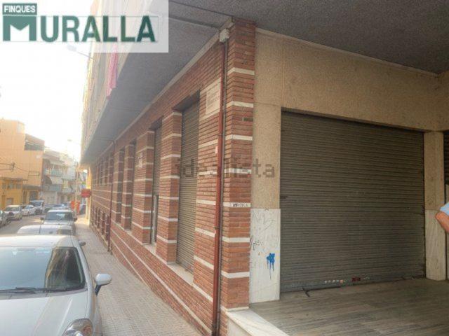 Local, Blanes