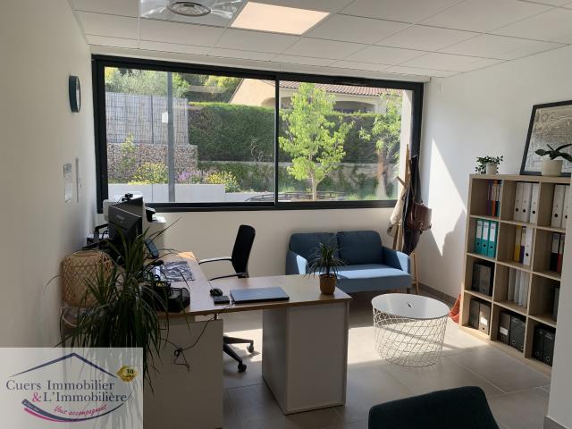local / Bureaux neufs à Cuers