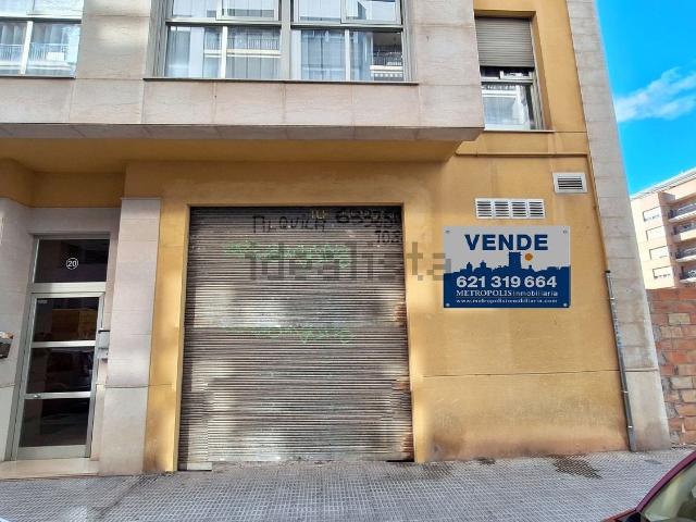 Local, Burriana