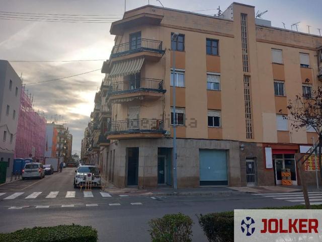 Local, Burriana