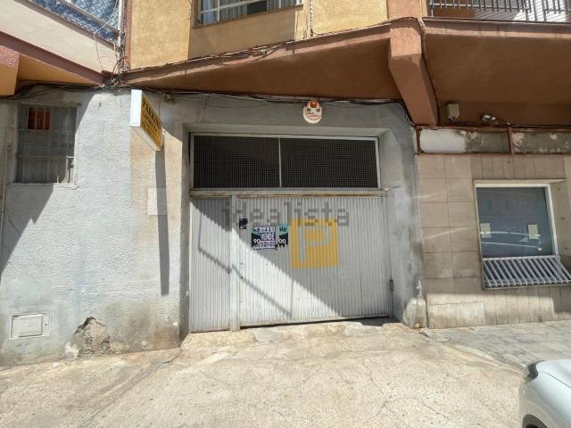 Local, Burriana