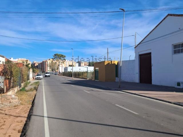 Local, Burriana