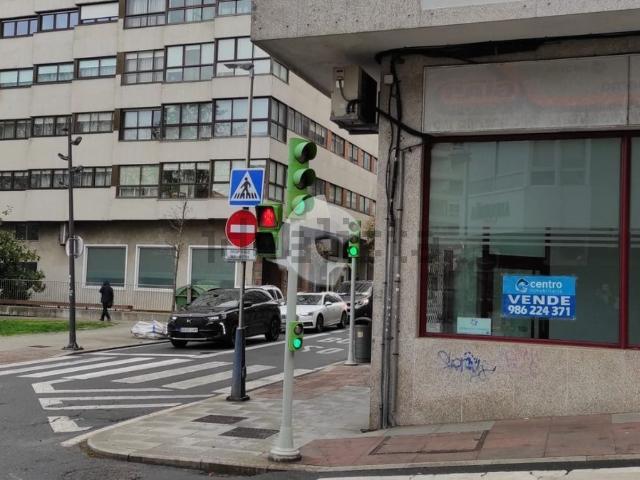 Local, Camelias Pi y Margall, Vigo