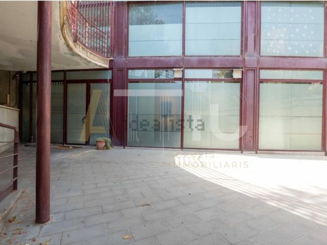 Local, Campoamor, Sabadell