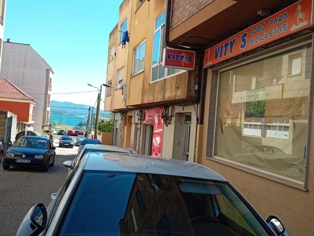 Local, Cangas