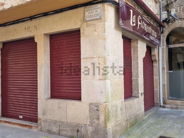 Local, Cangas