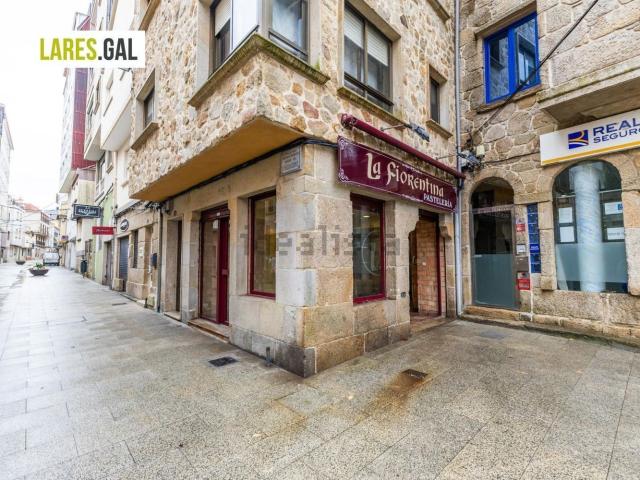 Local, Cangas