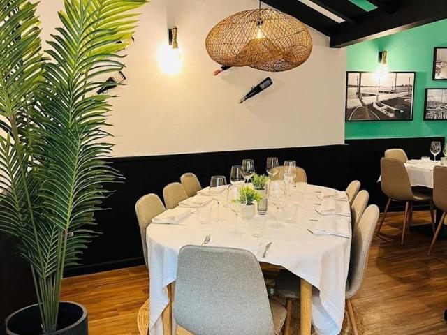 Local, Cabopino Artola, Marbella