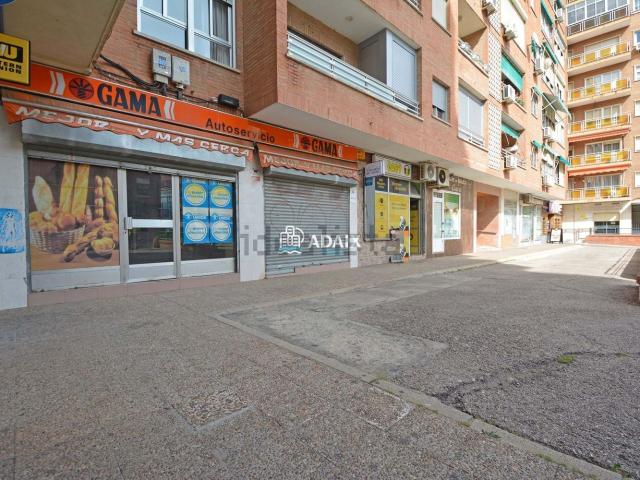 Local, Cáceres