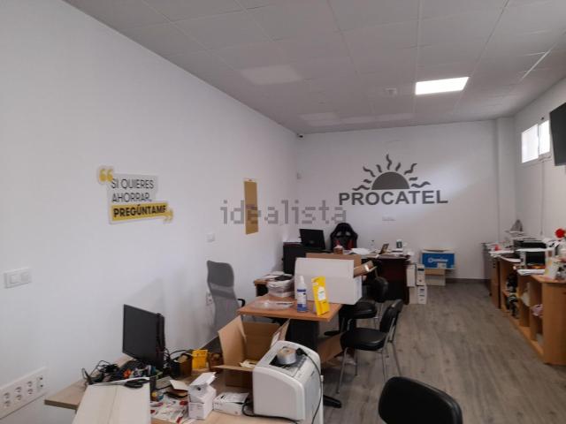 Local, Cáceres
