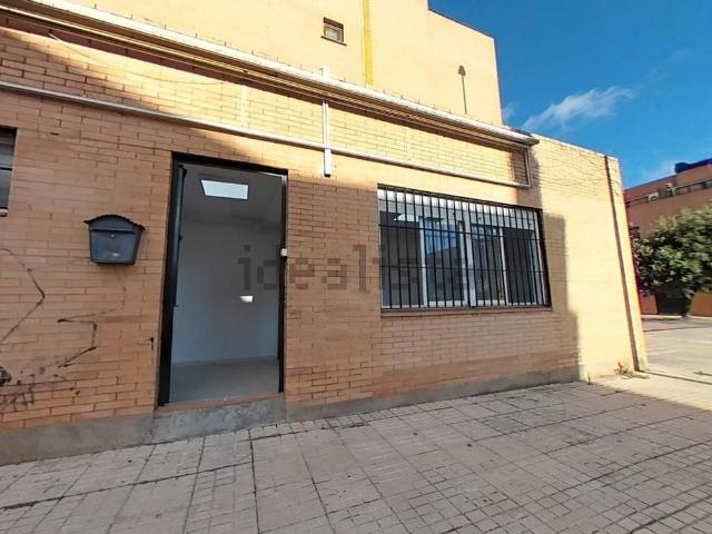 Local, Cáceres