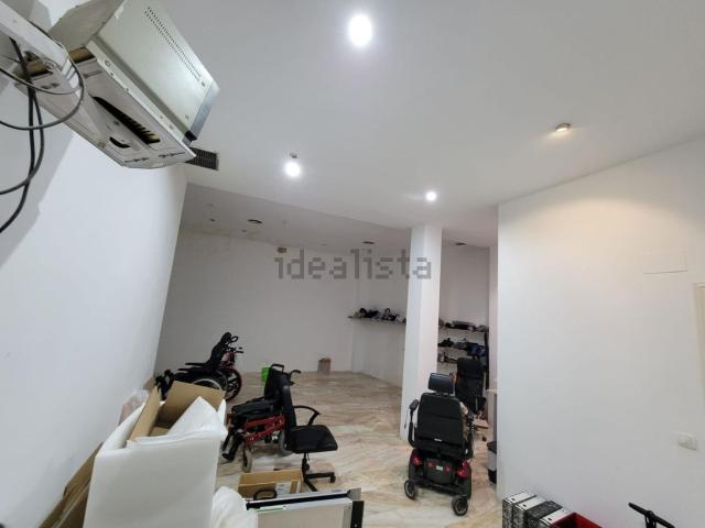 Local, Cáceres
