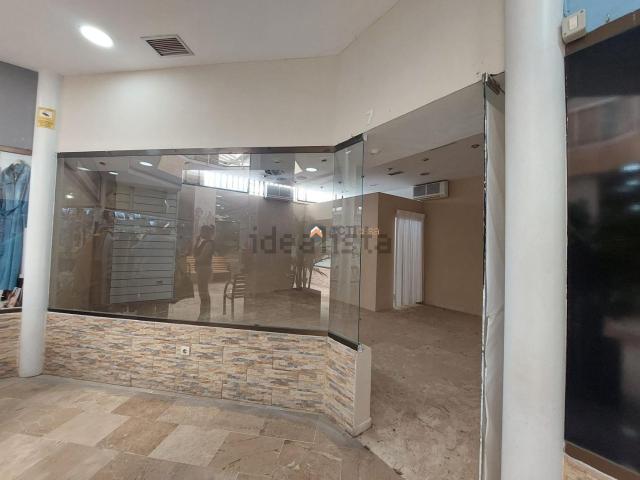 Local, Cáceres