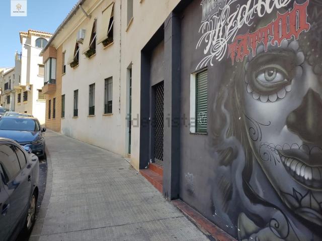Local, Cáceres